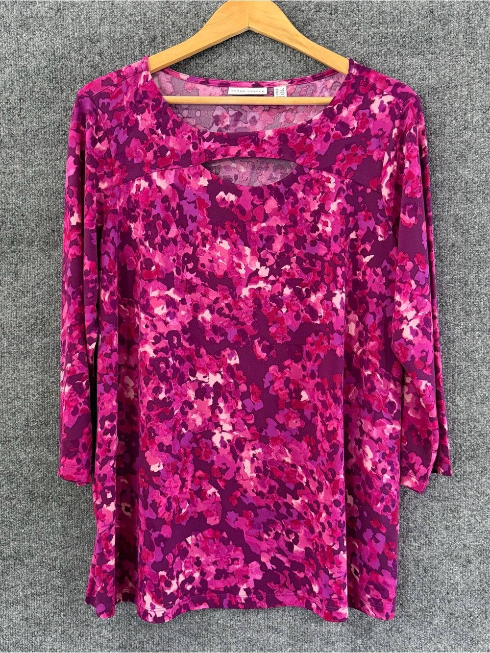 Susan Graver Womens Liquid Knit Tunic Top Size Large Petite 3/4 Sleeve Keyhole